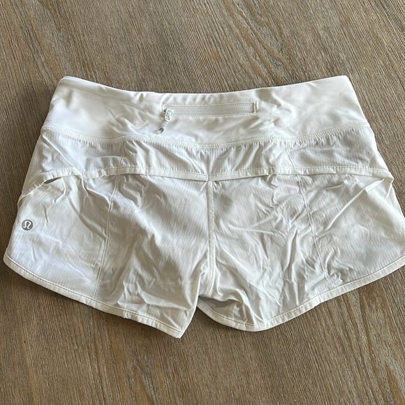 Lululemon speed shorts 6 white - Picture 2 of 5